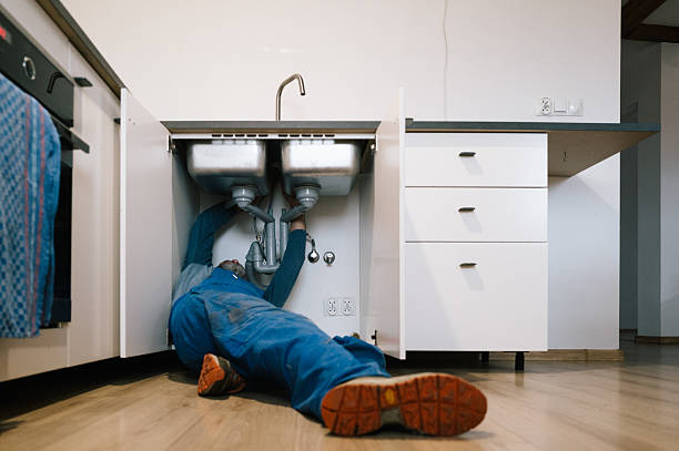 Professional Leak Detection technician working in Saint Joe, IN